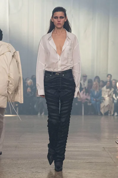 Look 8
